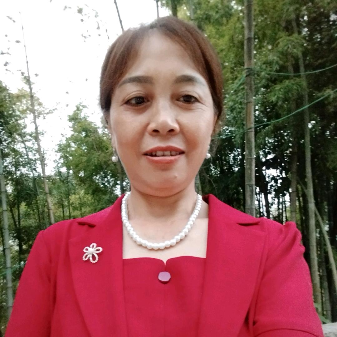 胡三姐（每晚八点半开播）