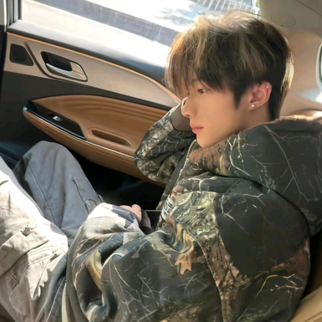 鹿晗不会踢后腰