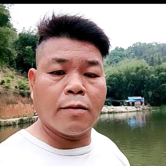 梁青，智能灯带