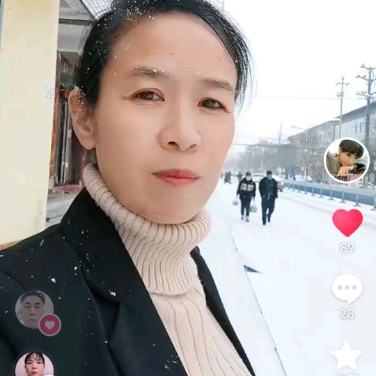 地摊嫂(叶飞飞)下午4:40开播