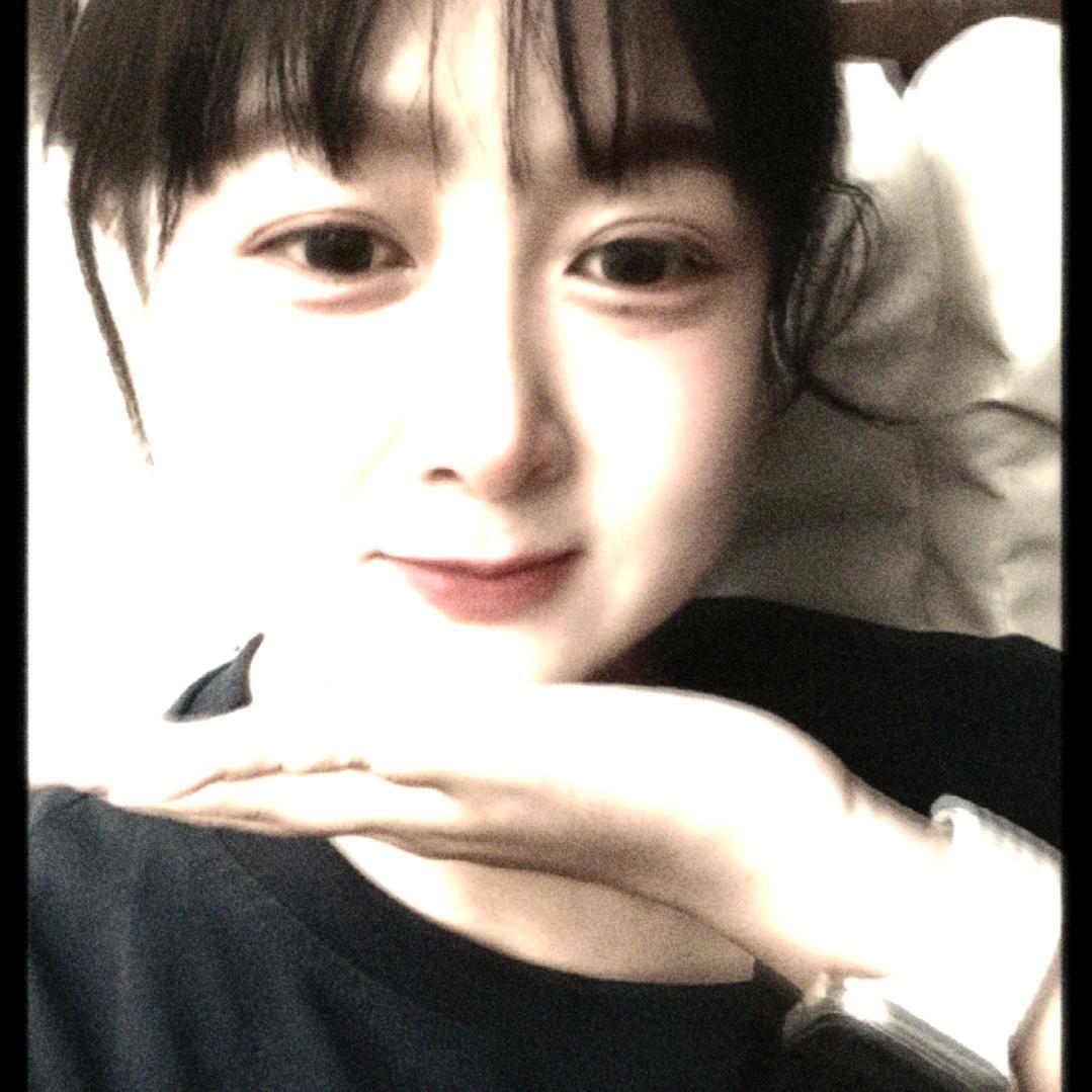@莉