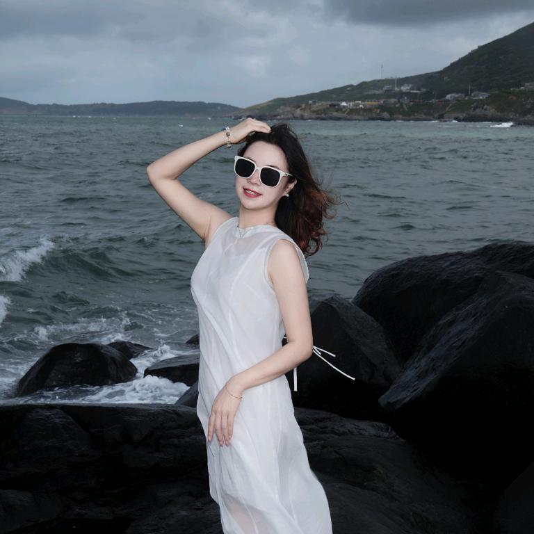 福建80后曾丽