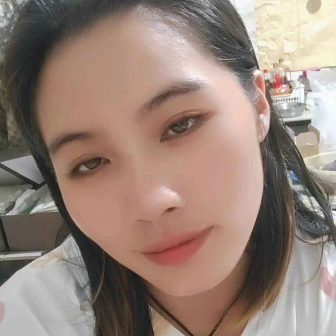 小英子吖🍀🐁