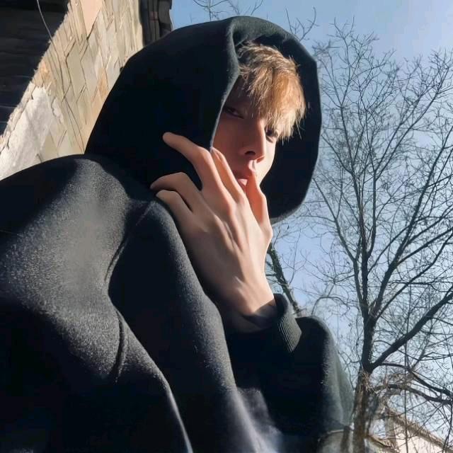别在对我冷冰冰
