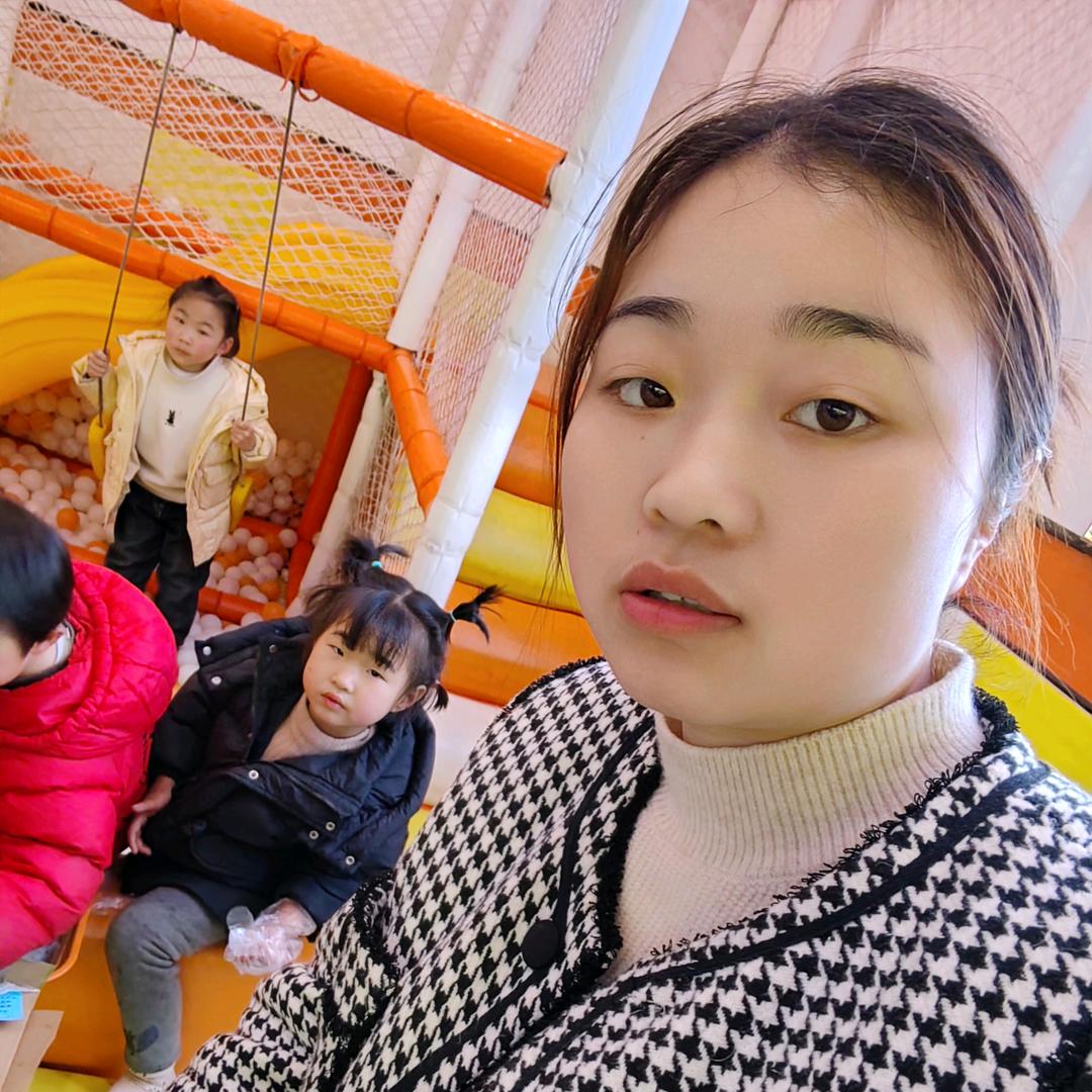 小兰姐(❁´◡`❁)*✲゚