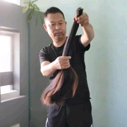 广元老李取长头发（以克计价不吃亏）