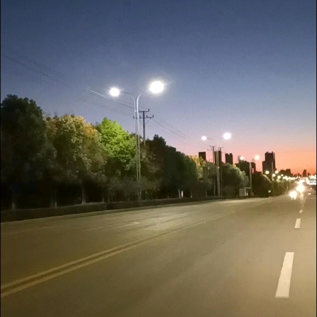 梦醒    时分