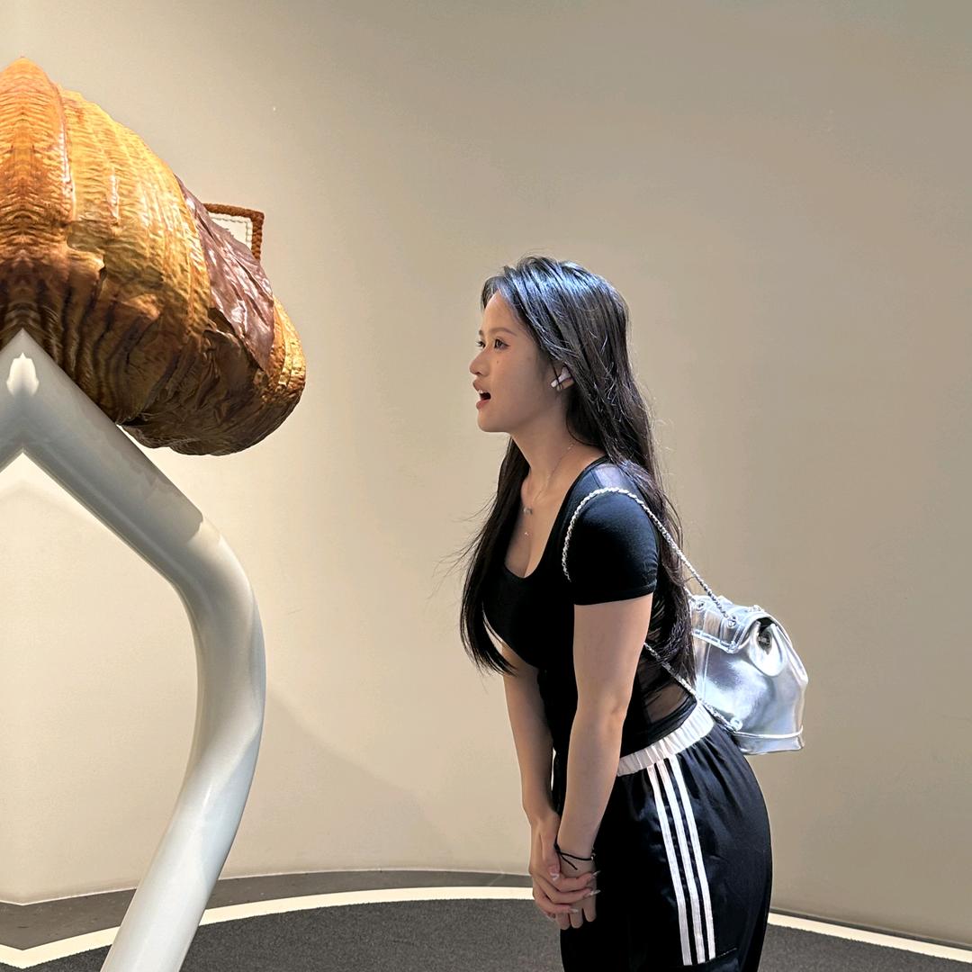 小张小张吃饭用缸🥕