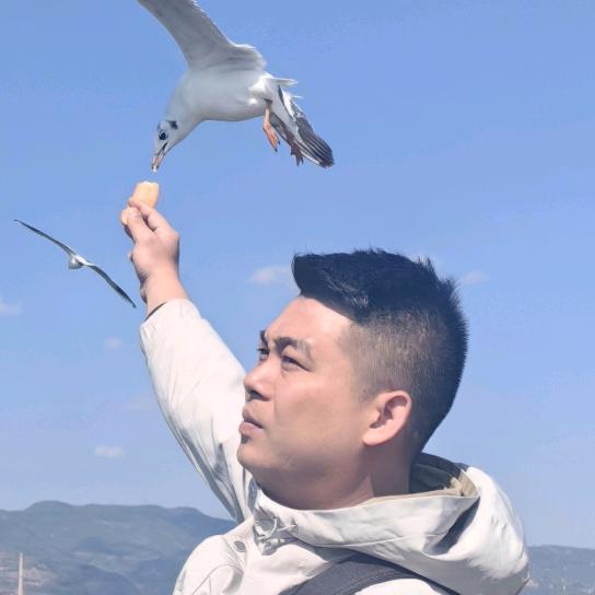 林中鹏   鱼胶批发