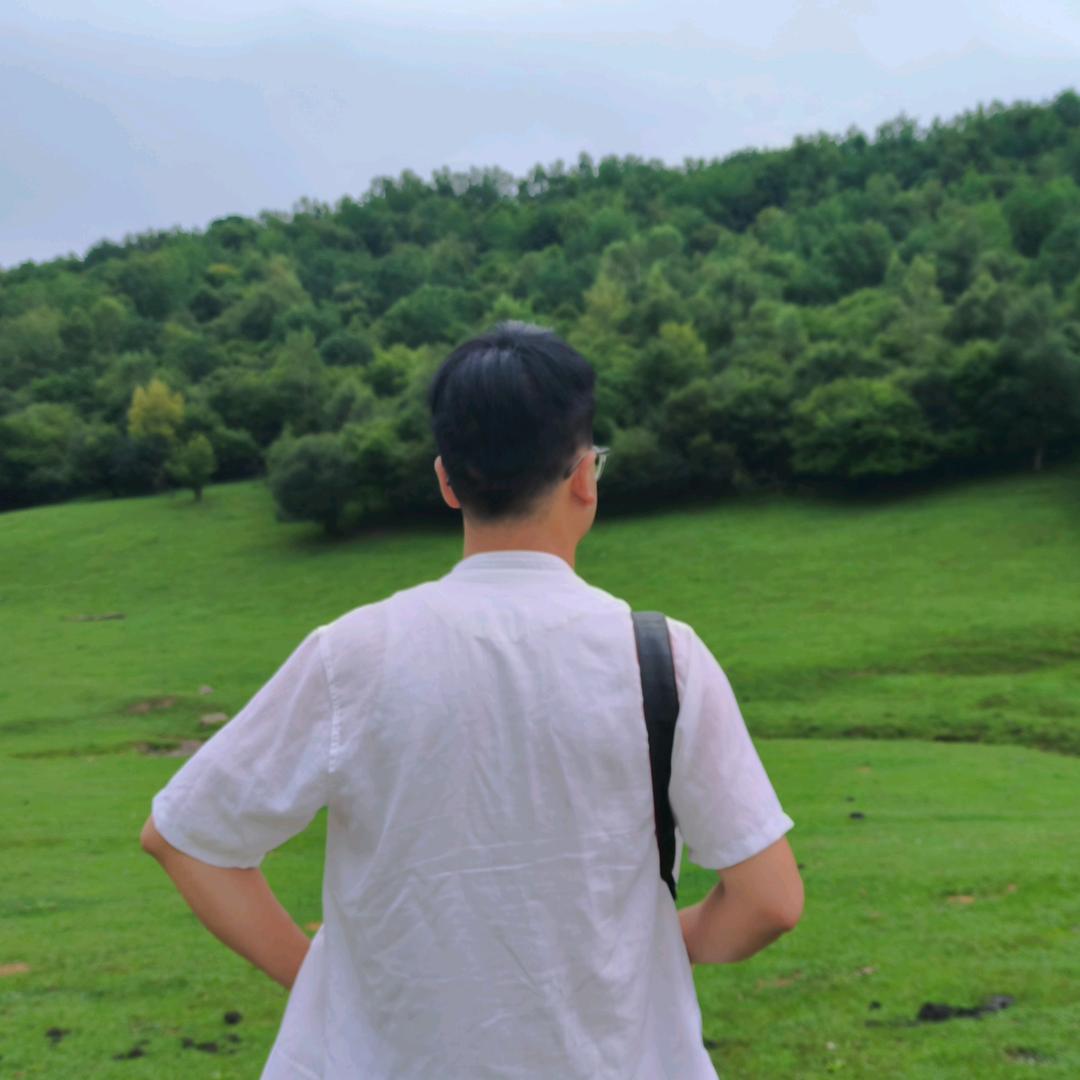爱拍照的Devin