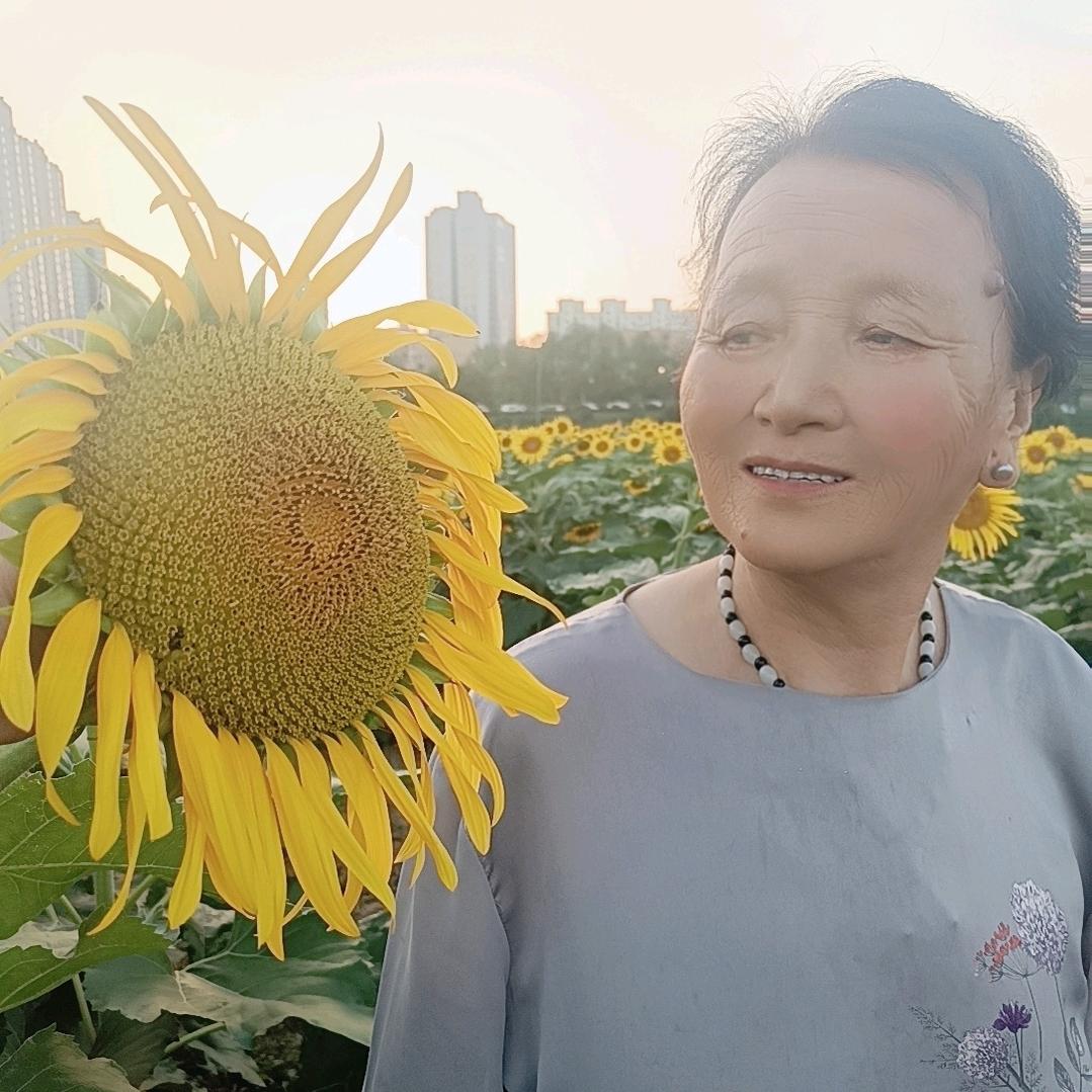幸福的张老太