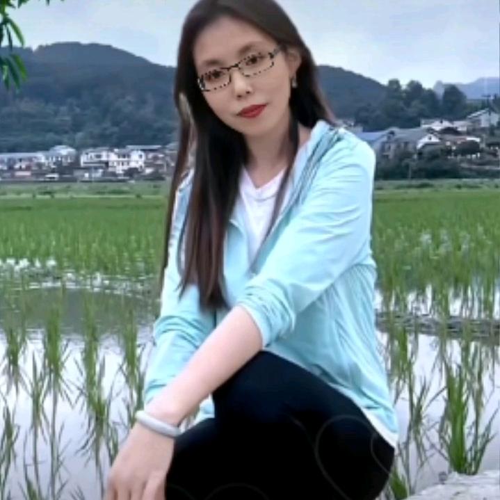 幸福姐❤ (ɔˆз(ˆ⌣ˆc)