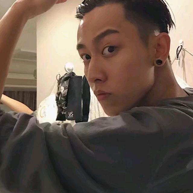 冯博