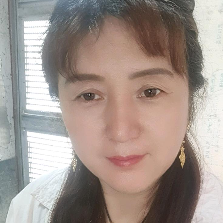 背后的心酸川妹子