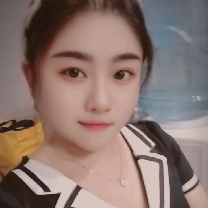 木易思思