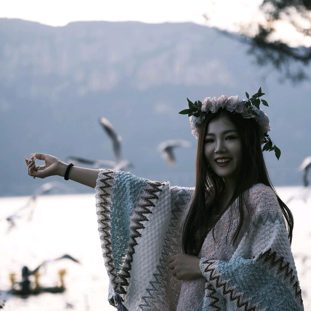 招财小团团美容工作室官方号