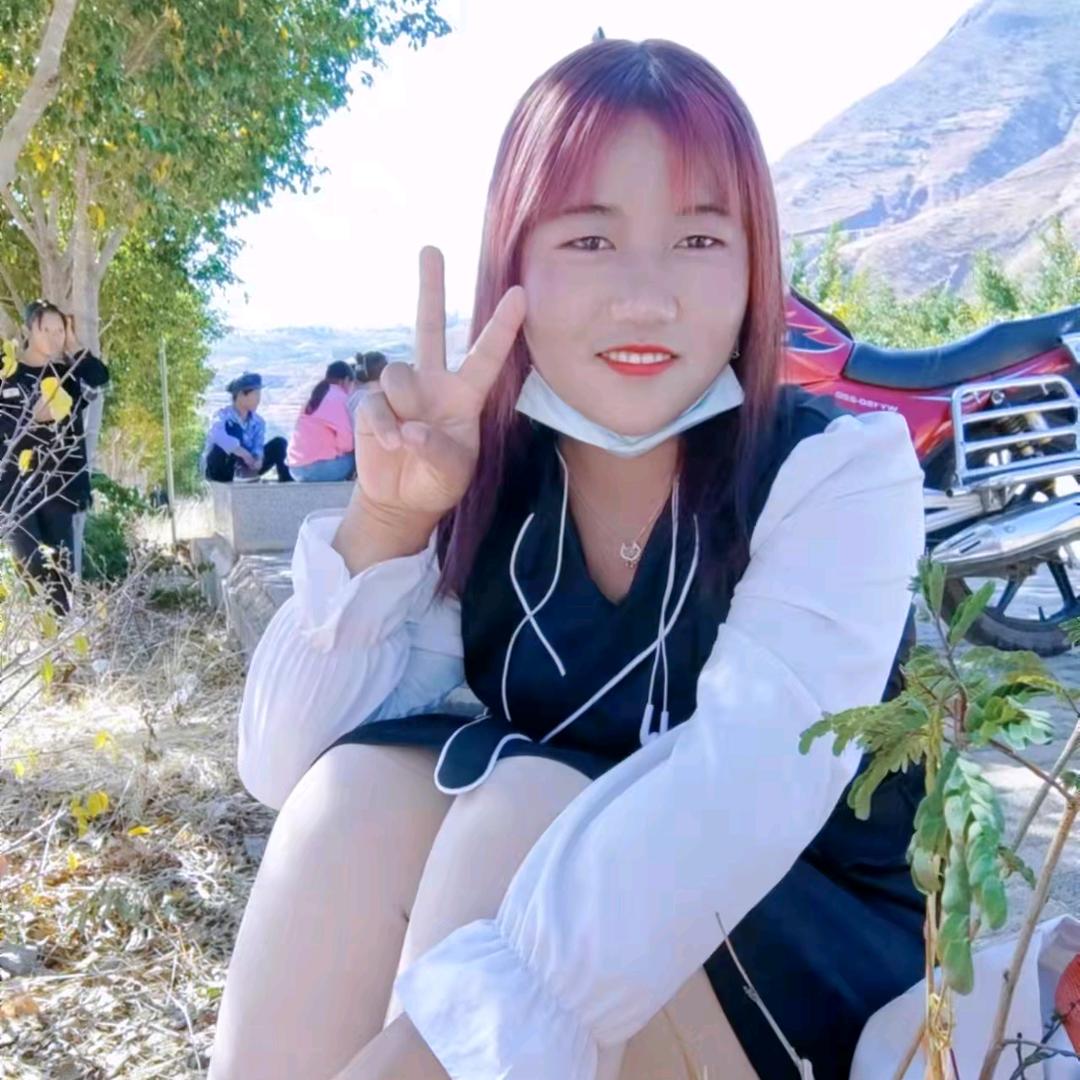 山里的，傈僳小阿姨