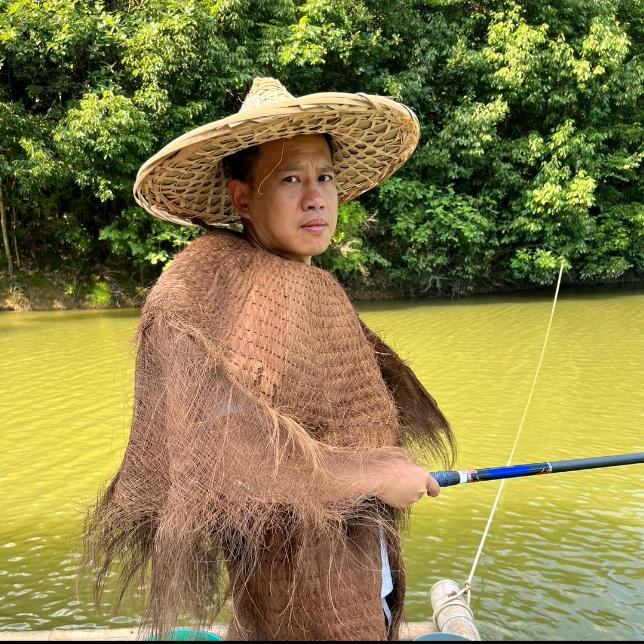 老麻雀钓鱼-钓鱼佬