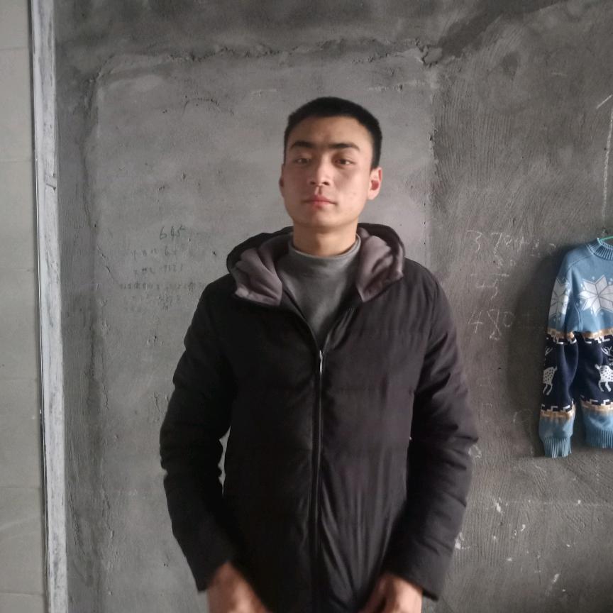 熊锦宏(师傅女(小桐桐半路)山歌团队)