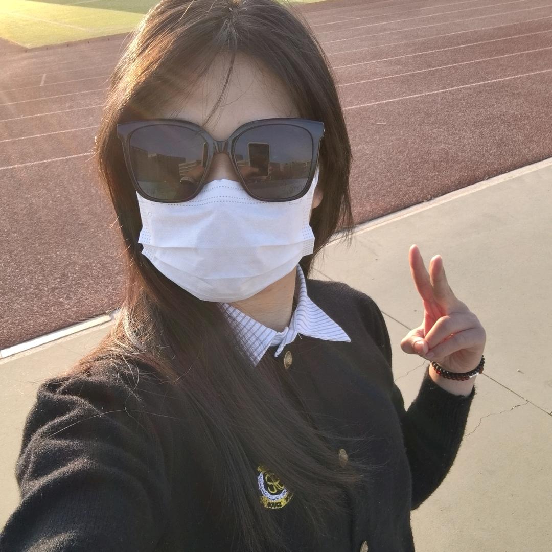 王妞妞'