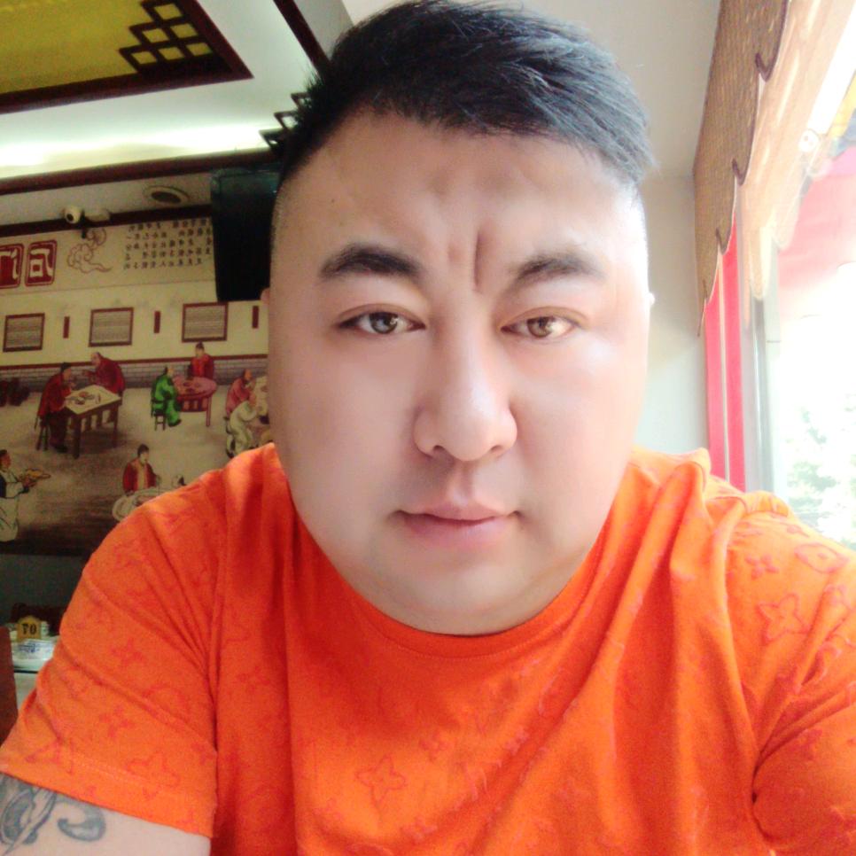 庄里人家铁锅炖邦主