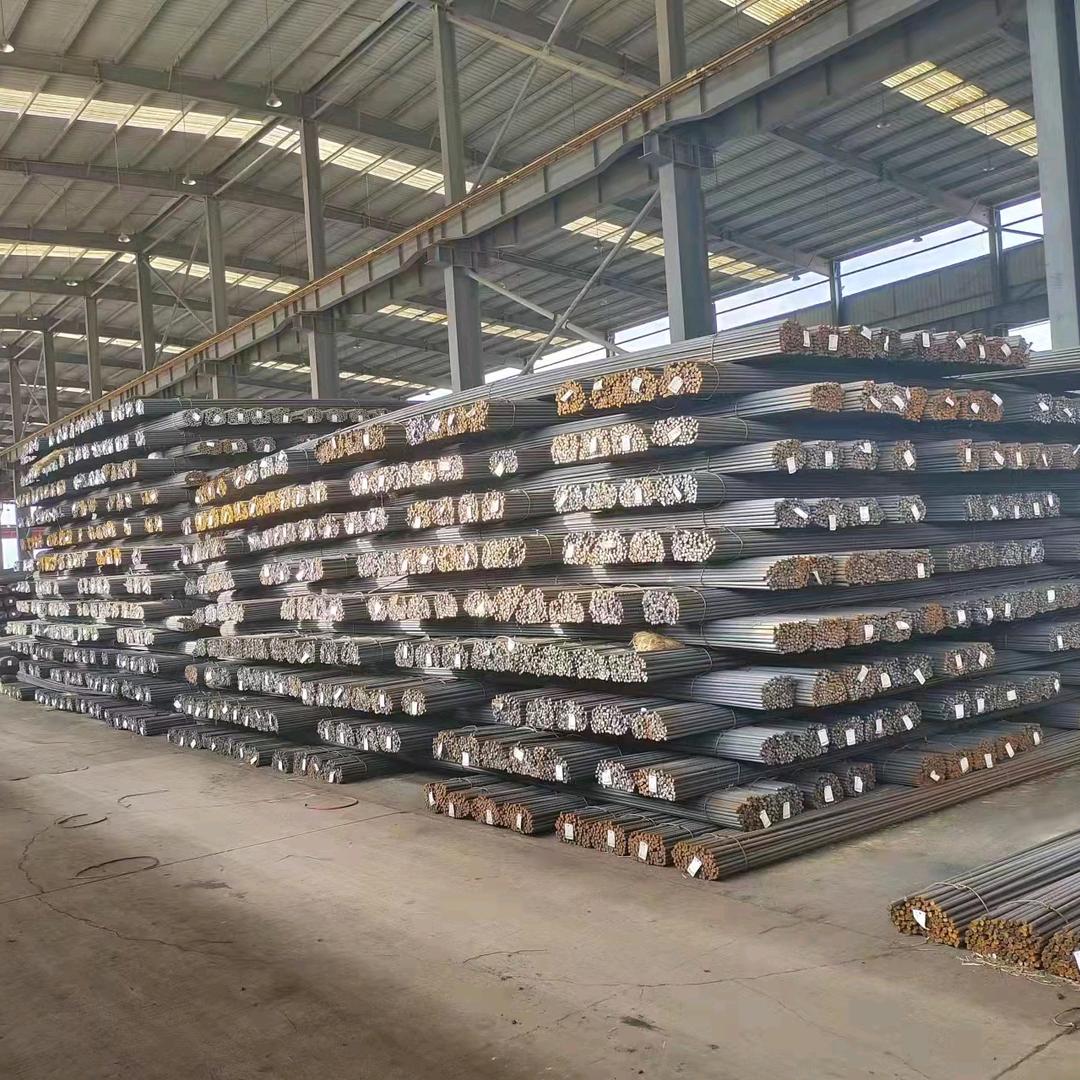 鑫汇泰钢铁批发基地