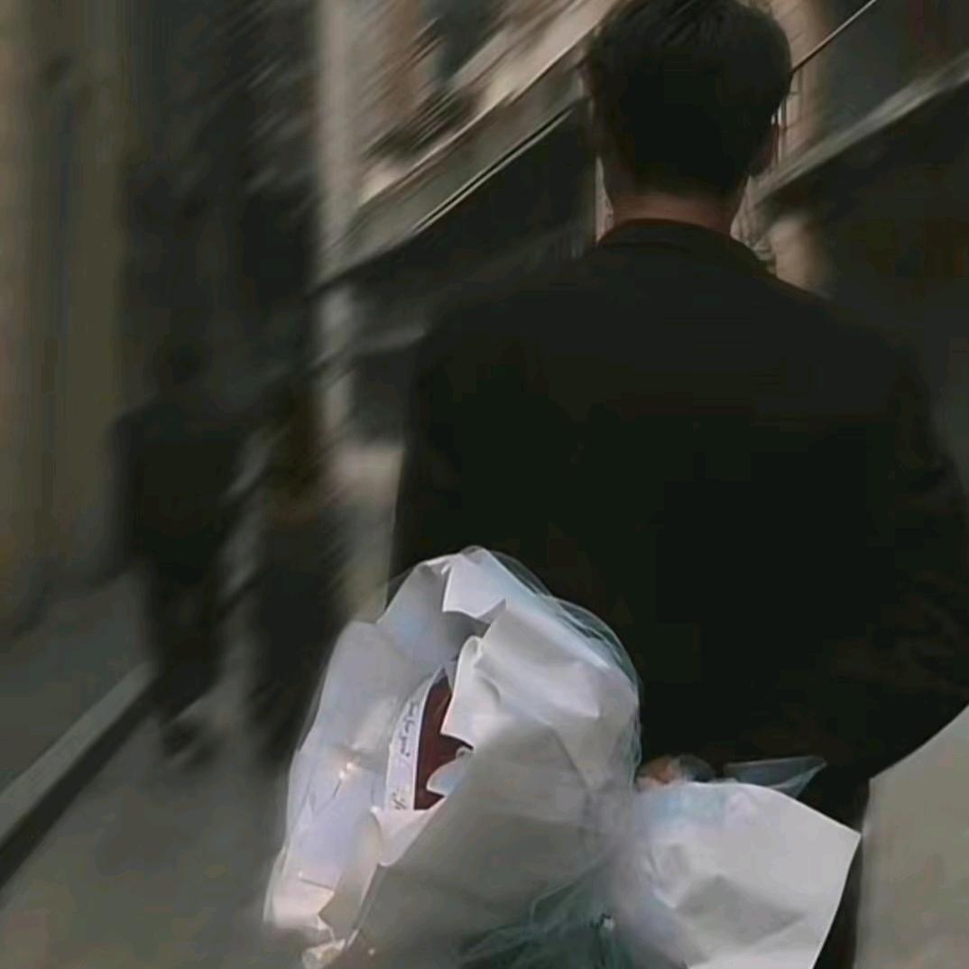 言言百货有限公司