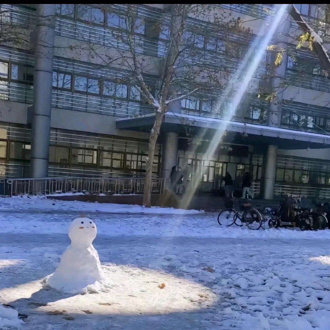 仰望山顶的那一点光