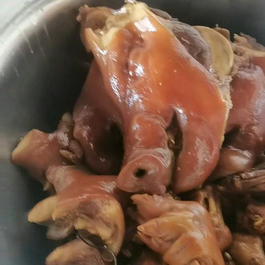 农场路口旺旺卤肉