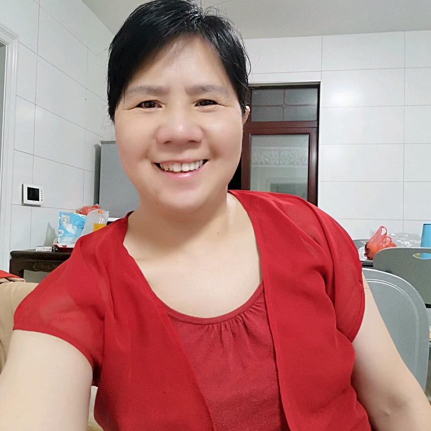 华姐。走路云台+聊天