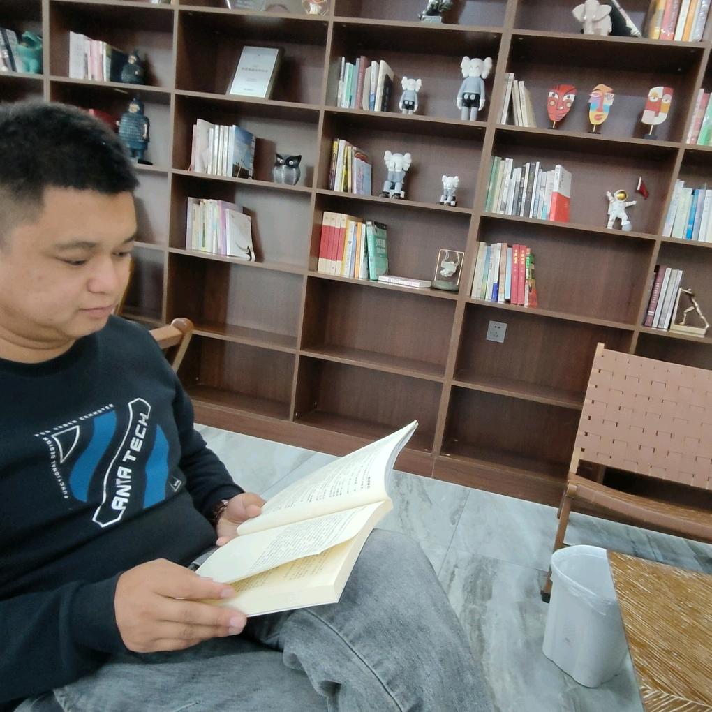 邯郸晓伟《苗木人》