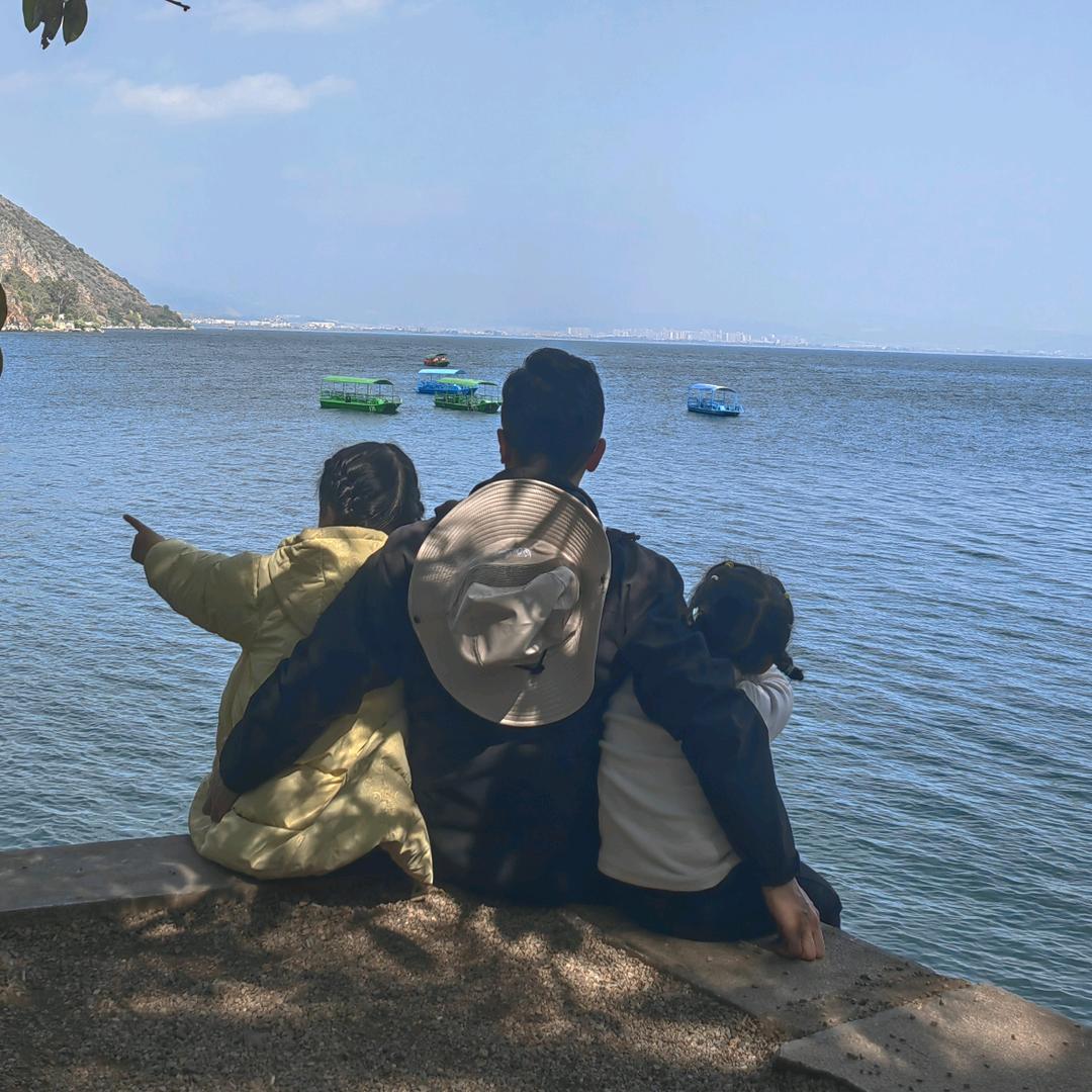 寒江浮萍