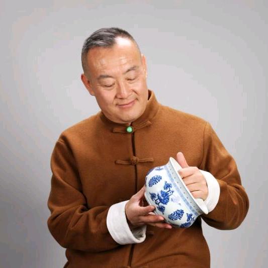 朱克城(瓷器，杂项鉴定专家)