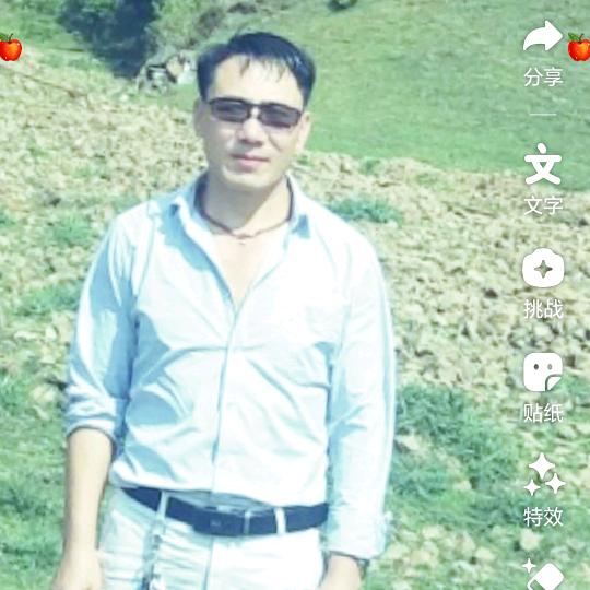 站在楼台思念你