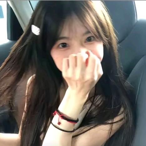 小李同学(๑><๑）