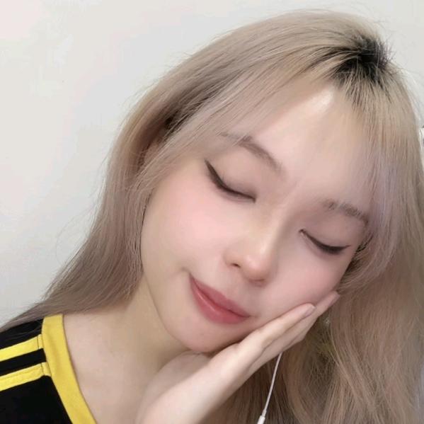 诶嘿🕸