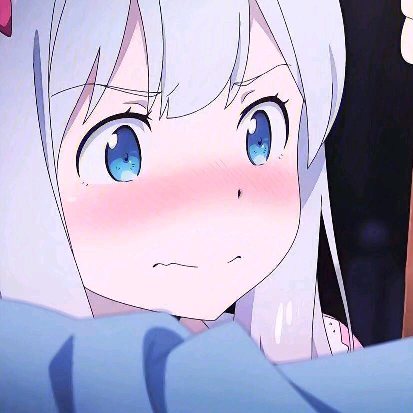 草莓分你一半