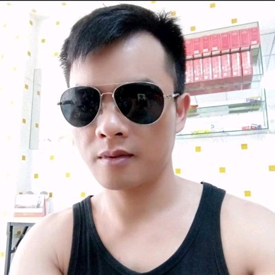 李浩