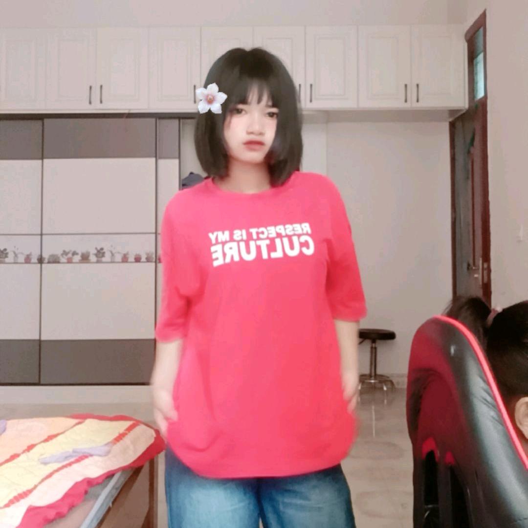 ဝက်ဖြစ်နေပိ🐷🐷