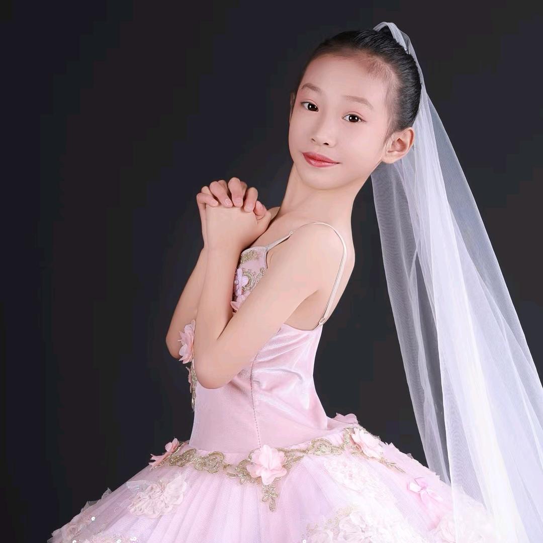 洞庭🐲🥁队演艺团