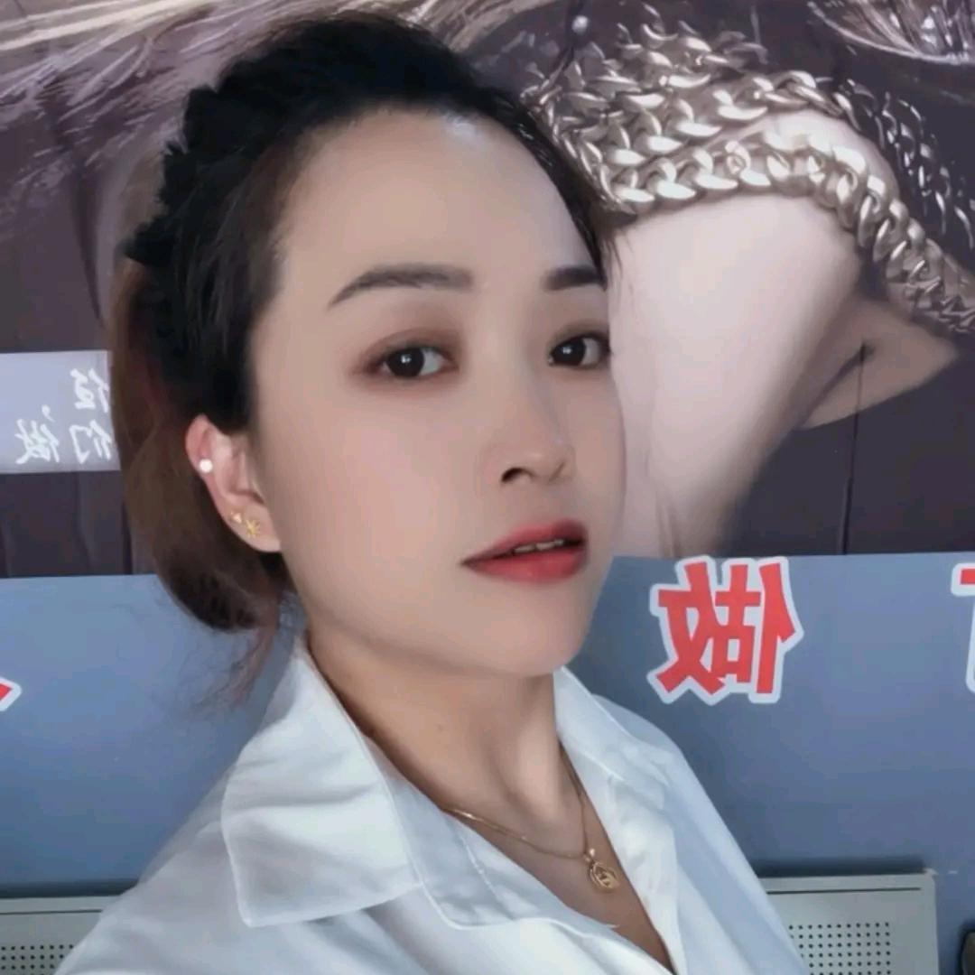 小双双  🎤