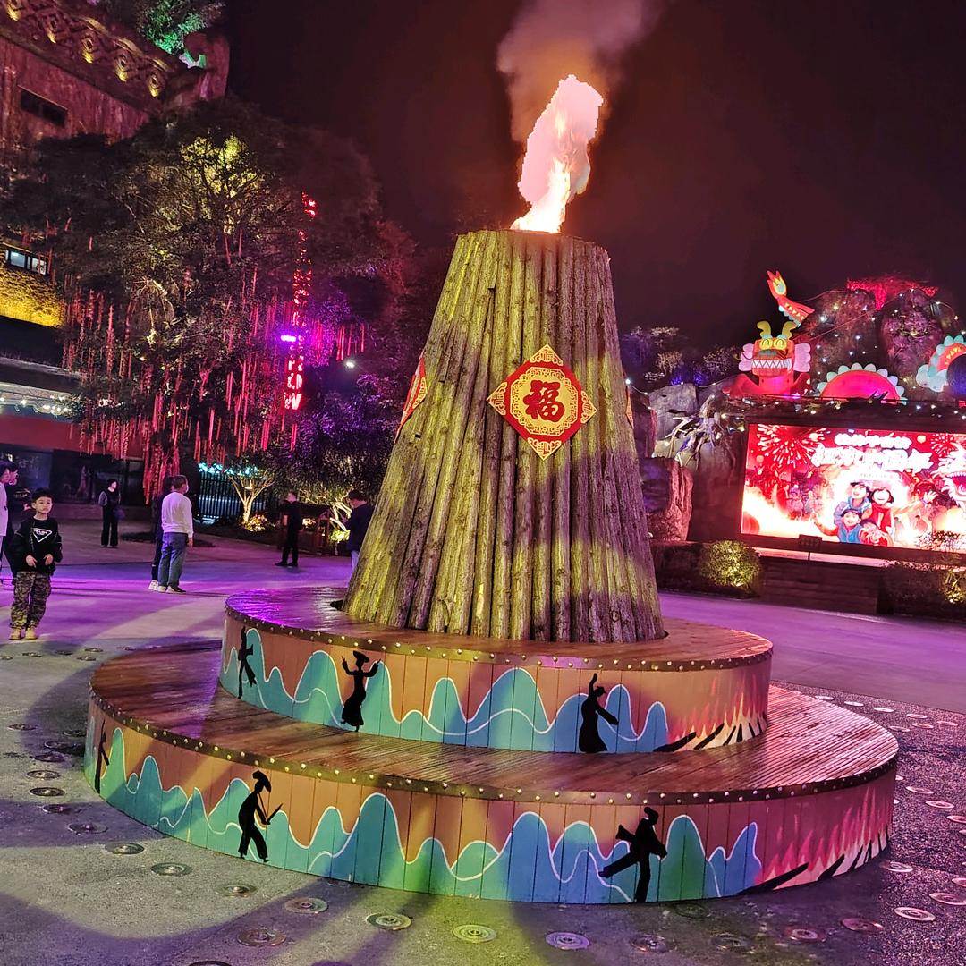 ( •̥́ ˍ •̀ू )好运连连