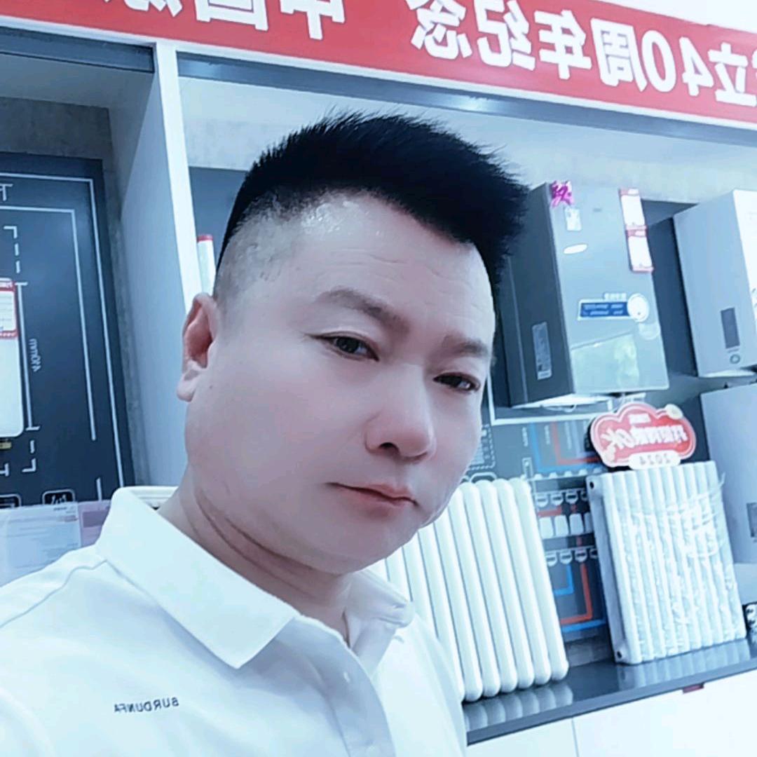 高端厨卫万家乐贺勇