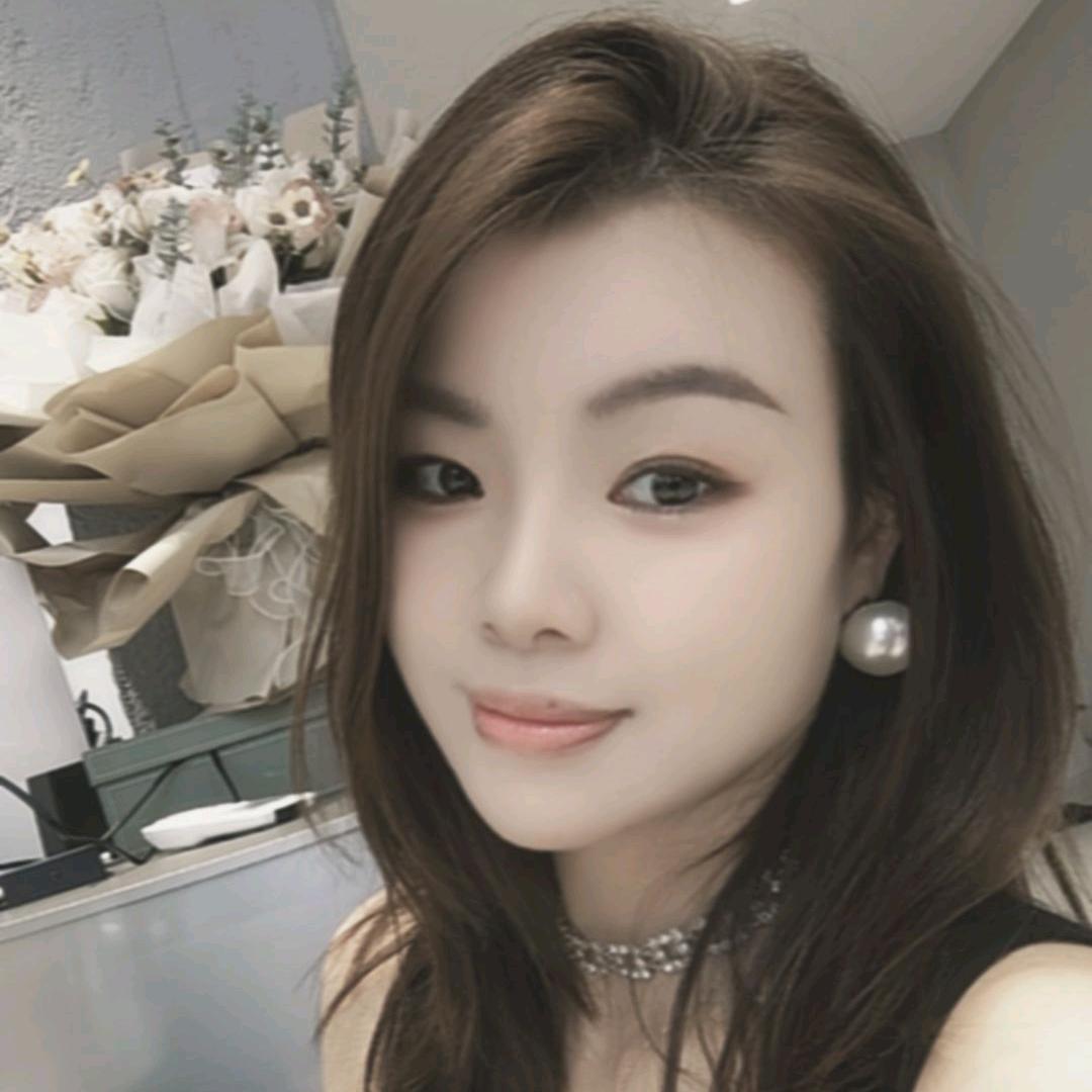 葛春婷（云浮玉皇路鸭鸭羽绒服）