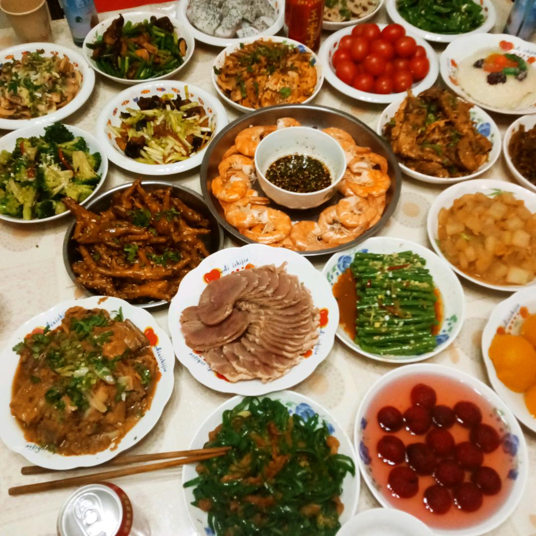 一亩园餐饮中心