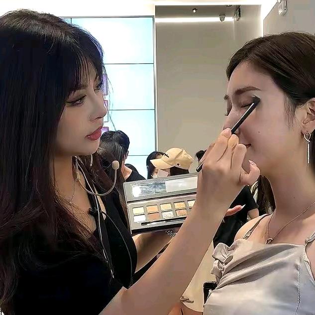 陈圆圆直播课代表