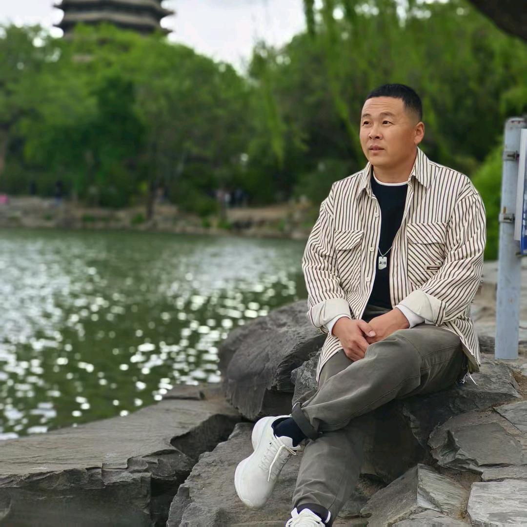 孤独的狼，