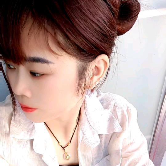 -小 情 緒.🖇️
