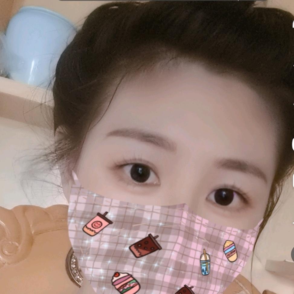 小辣椒（Lucky 🐰）💕