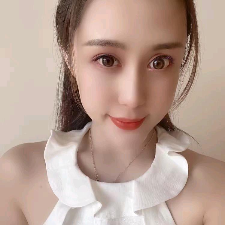 猫七七黛莱皙日常生活